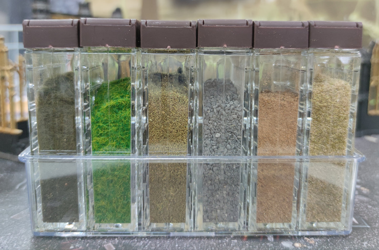 Terrain: Fine dust & Grass (per dispenser)