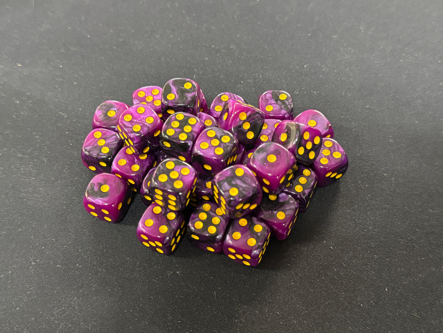 Baseline Chromastone Dice