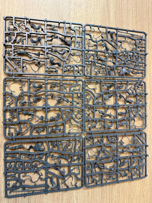 TSS0705 Daughters of Kain Wyches (sprue)