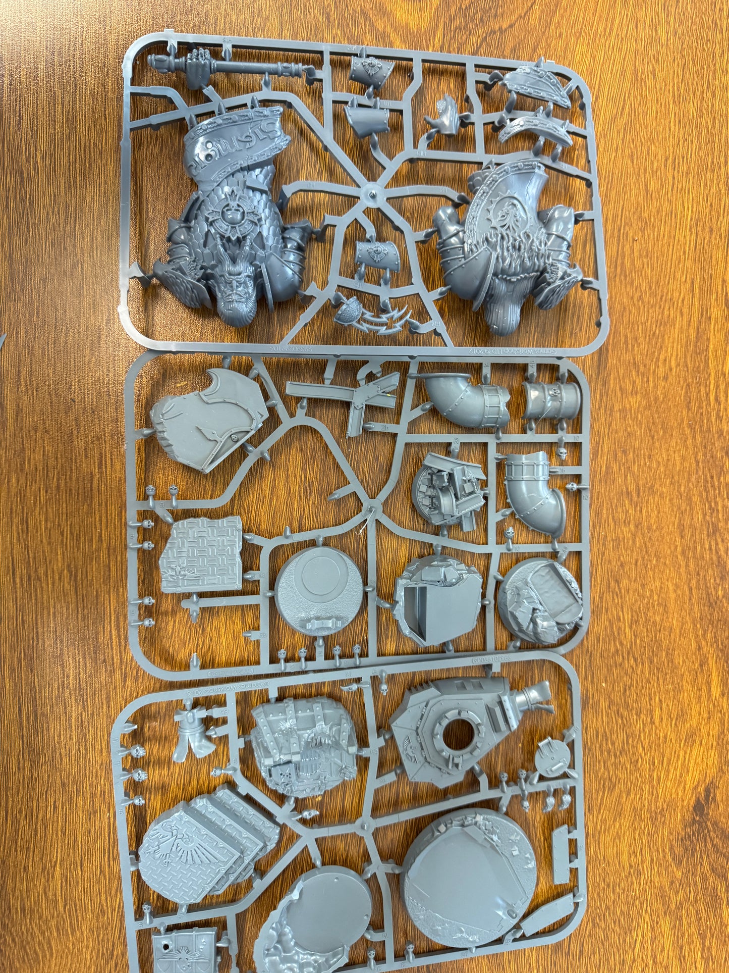 TSS0709 Hero Terrain (sprue x3)