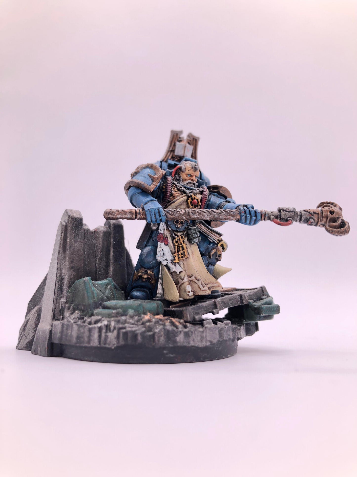 SSS392 Ultramarines Chief Librarian Tigurius